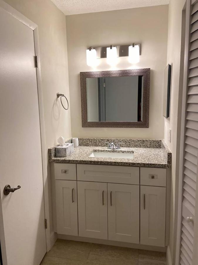 Sun&Fun - Beautiful Renovated 2/2 Villa In Jupiter Exterior foto